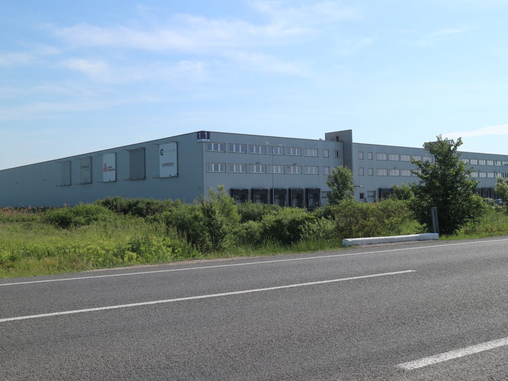 LOGICOR Timisoara inchiriere spatii depozitare si productie  Timisoara nord-est vedere laterala dreapta