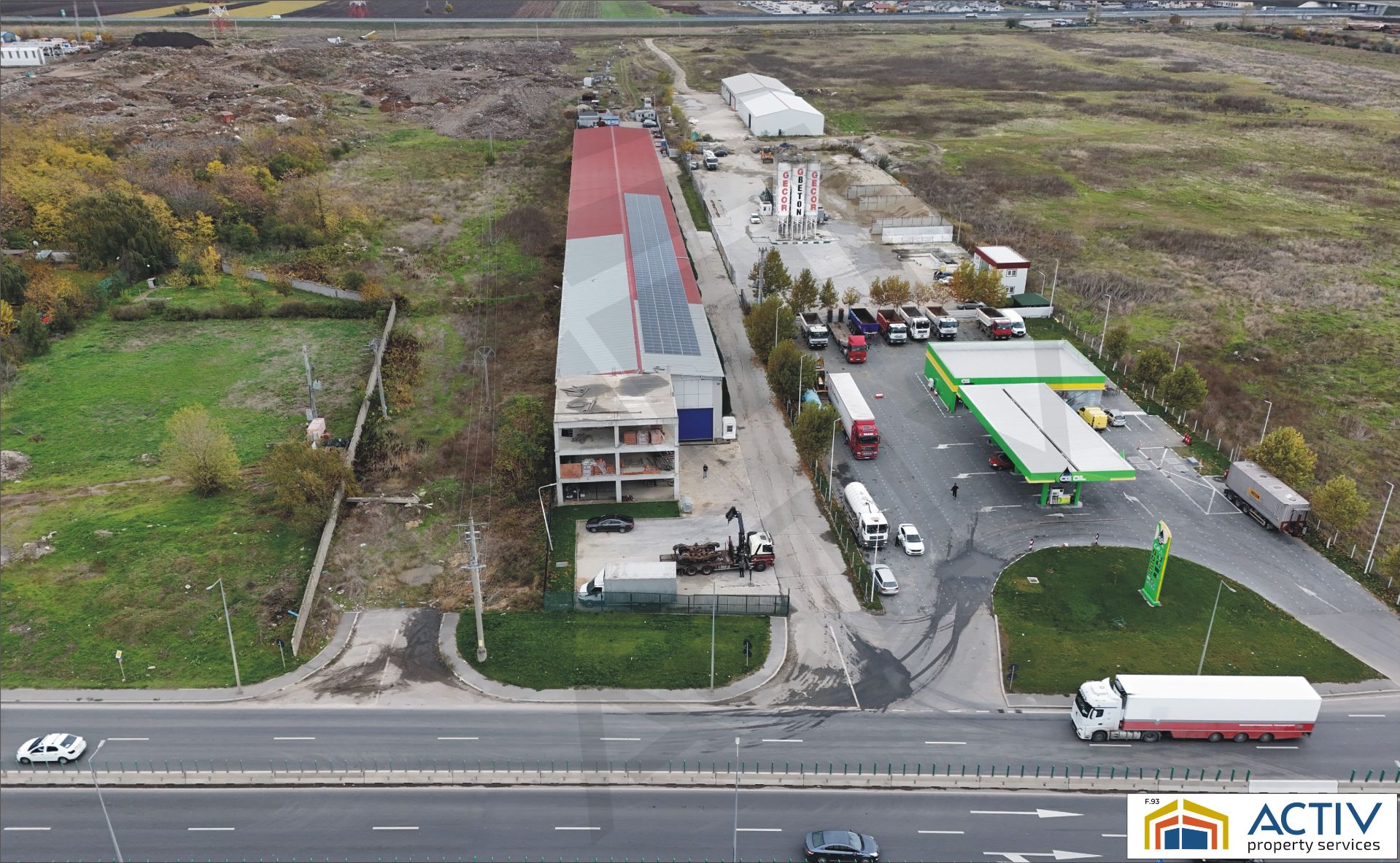 Hala productie Berceni cu pod rulant vedere frontala.JPG