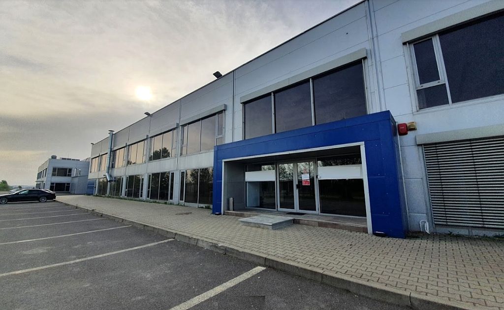 Sofimat Logistic Center spatii de depozitare sau productie Brasov nord, imagine acces cladire