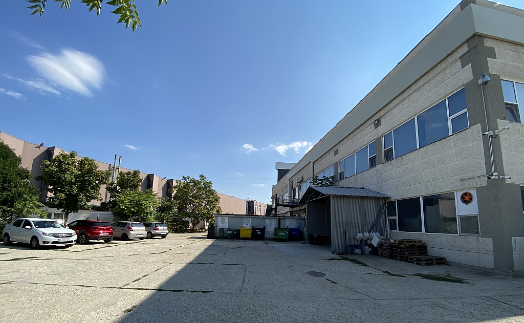 Media Office Building spatii depozitare, productie si birouri de inchiriat Bucuresti Nord, vedere curte interioara