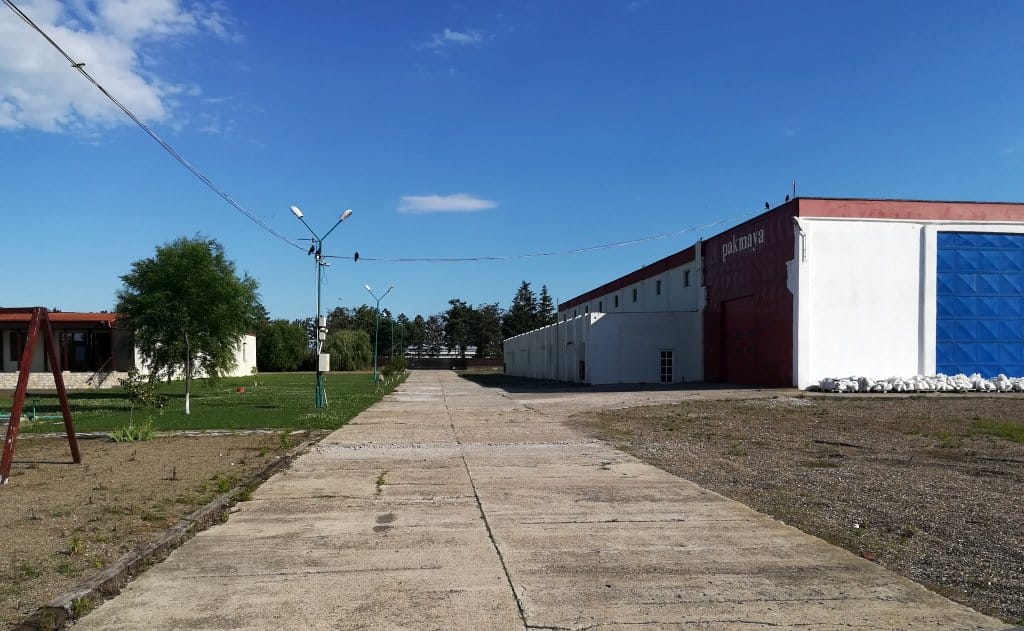 Rompak Pascani inchiriere spatiu depozitare Pascani nord vedere hala curte interioara