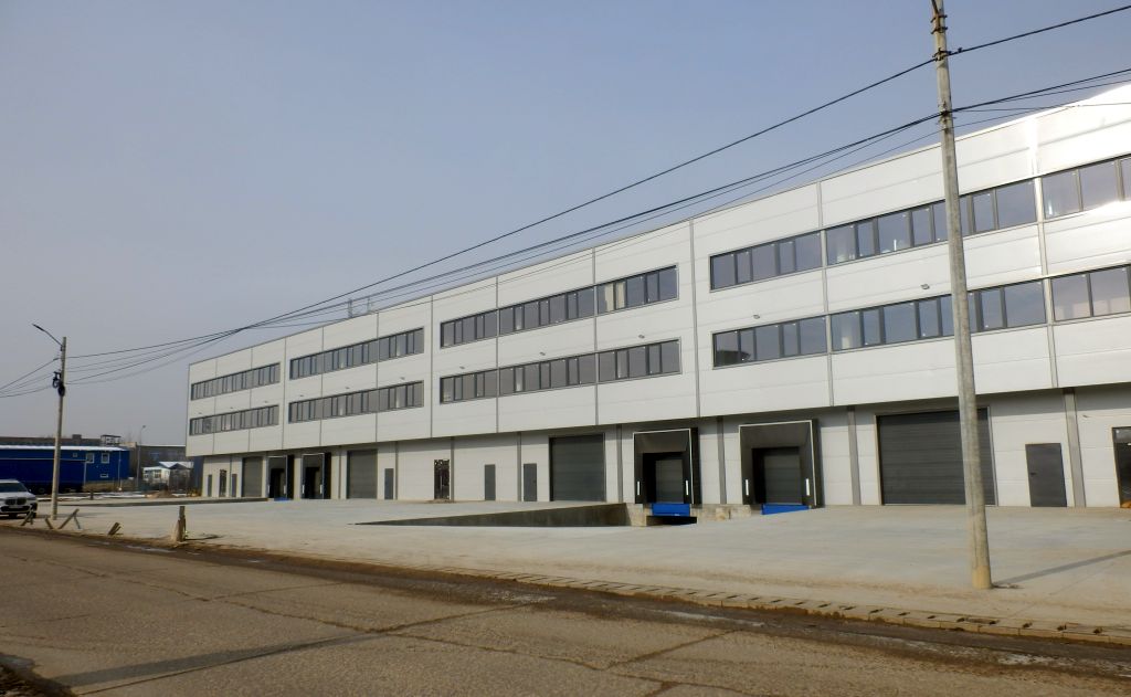 Spatii de inchiriat AIVA Warehouse, Bucuresti est - vedere laterala