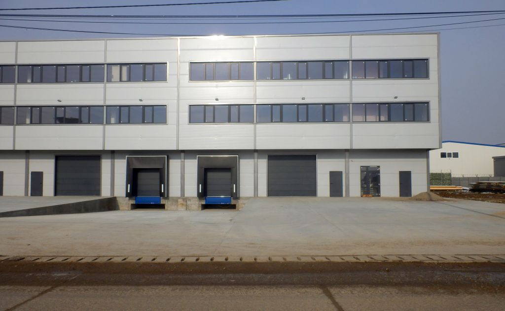 Spatii de inchiriat AIVA Warehouse, Bucuresti est - vedere fatada