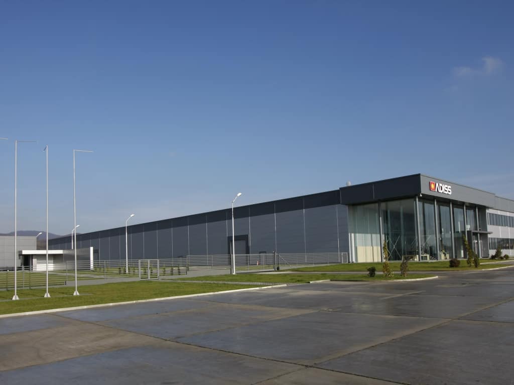 ADISS Logistic Parc inchiriere spatiu depozitare Baia Mare vest vedere laterala